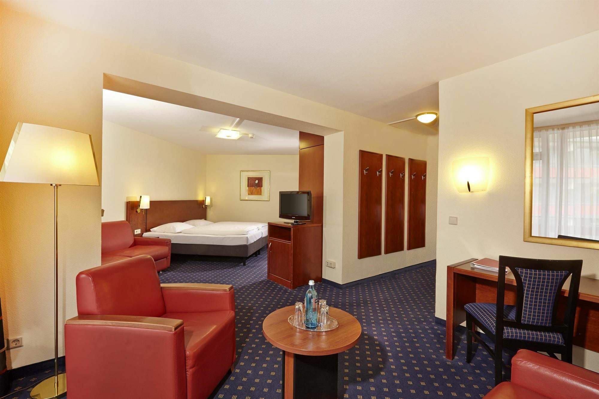 Plaza Inn Goslar Esterno foto