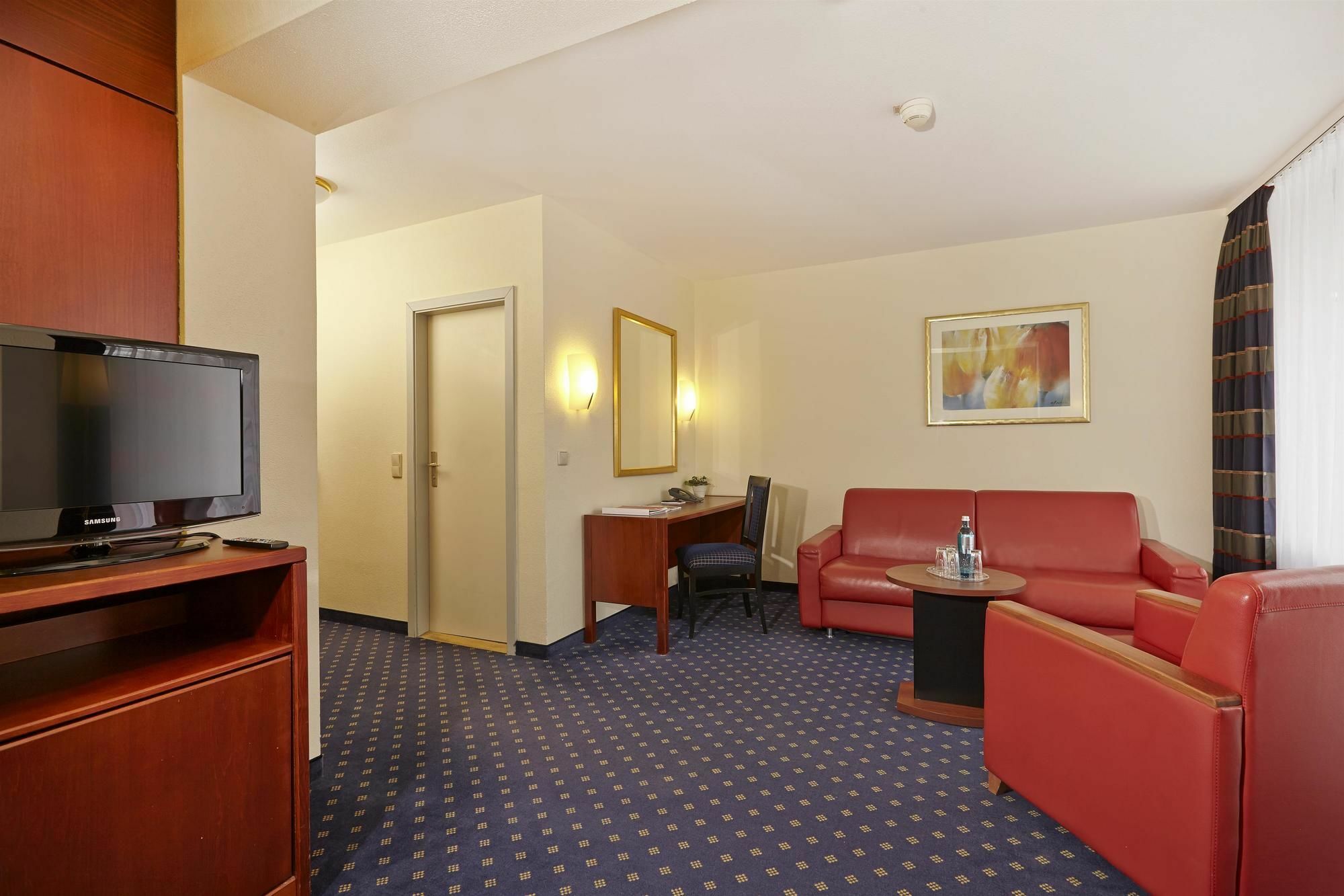 Plaza Inn Goslar Esterno foto